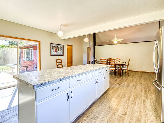 Kitchen to dining area
