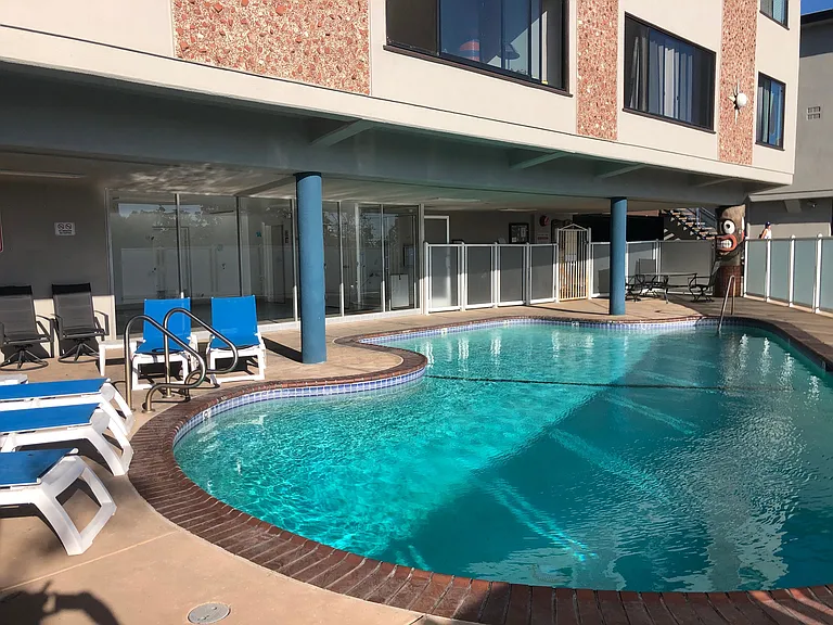 Tiki Terraces — Photo 18