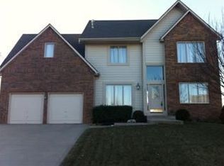 8433 W 156th St, Overland Park, KS 66223