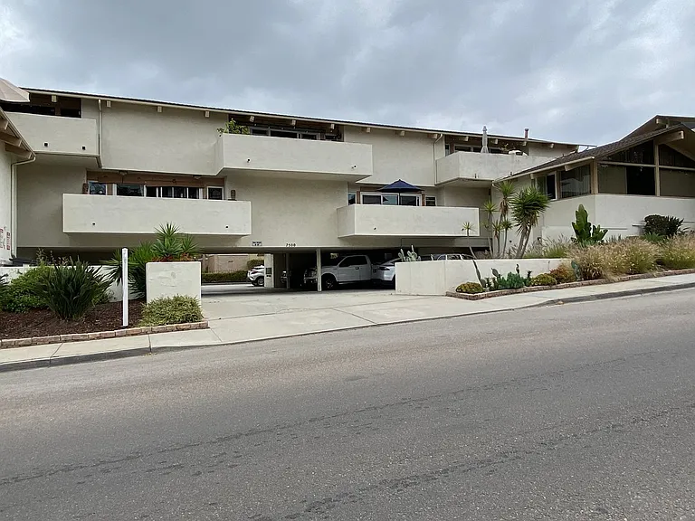 7500 Viejo Castilla Way #3 — Photo 35