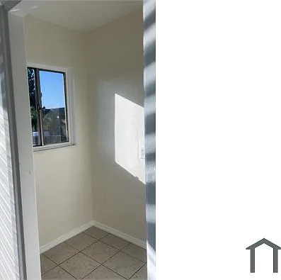 237 W 57th St #3 — Photo 9