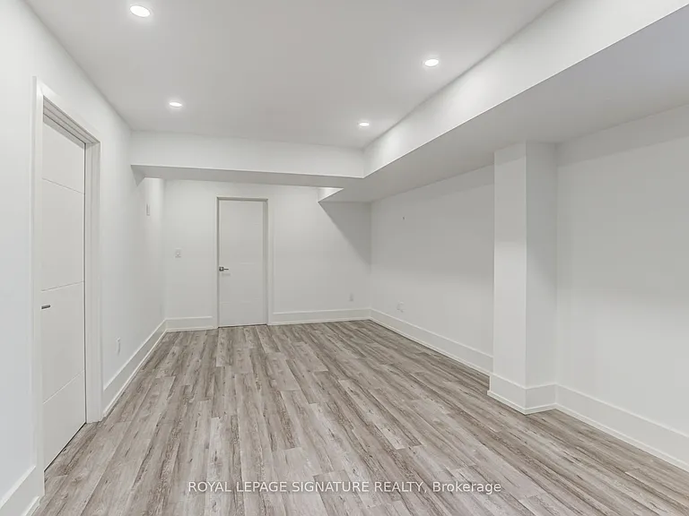 36 Roxaline St #BASEMENT — Photo 17