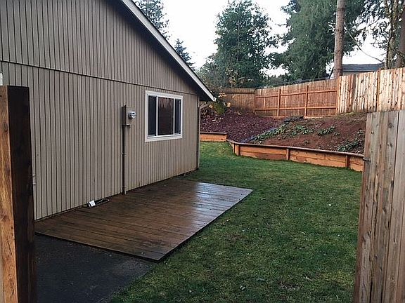 2 bed yard