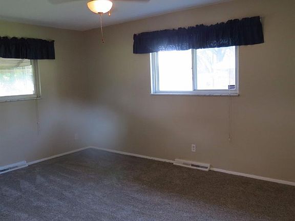 5th image of 8831 Cavalier Dr