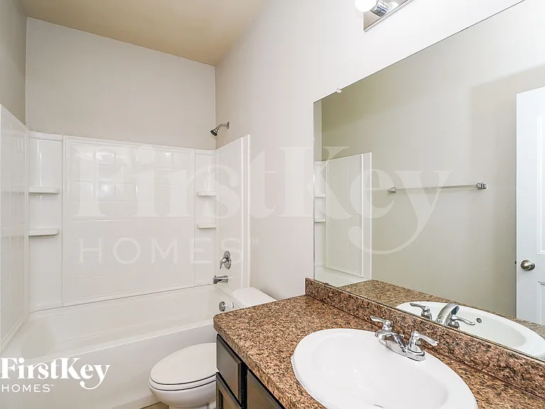 303 Preakness Ln — Photo 17