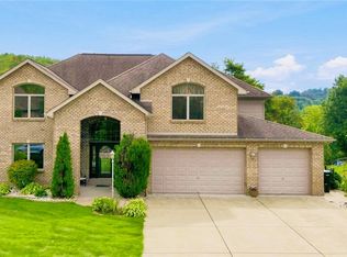 760 Westminster Dr, North Huntingdon, PA 15642