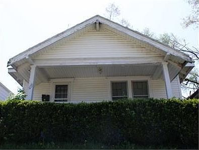 2nd image of 1020 Demphle Ave