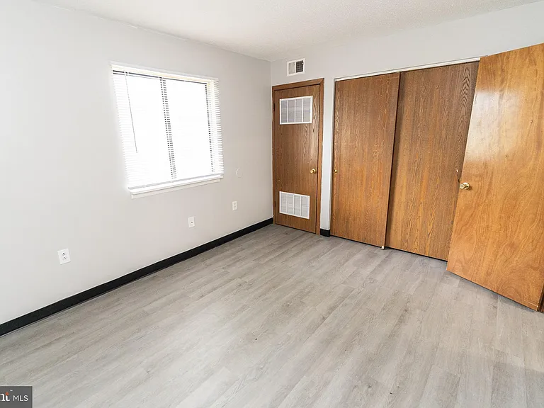 510 S Main St #18 — Photo 19