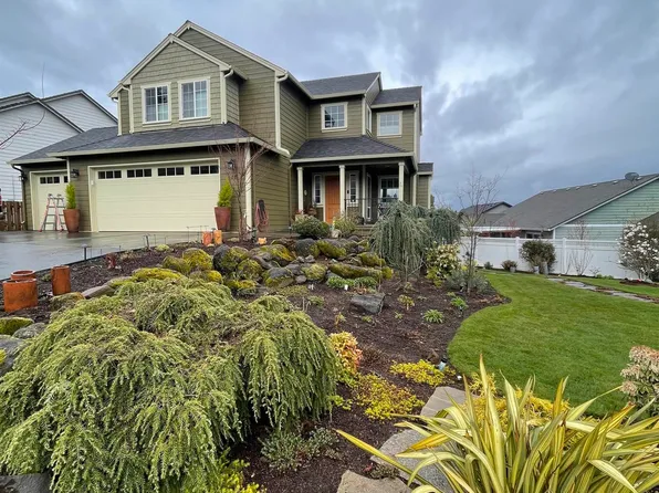 38 Sweden Cir, Silverton, OR 97381