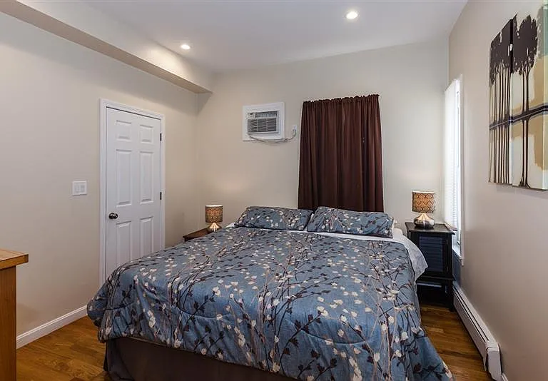 36 Florence St #2A — Photo 3
