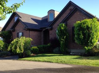 633 E Fitz Ln, Draper, UT 84020