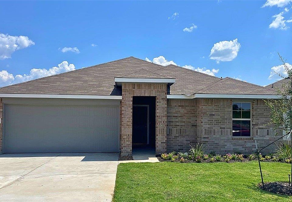 1st image of 304 Rockbridge Dr