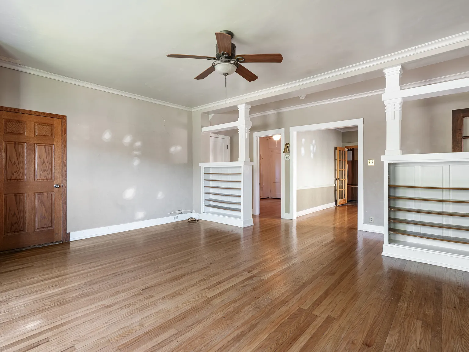 3 bed, 2.0 bath, 2200 sqft, $3,295 — Photo 4