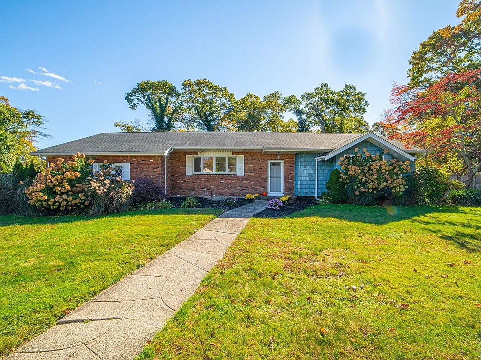 16 Riviera Court, Great River, NY 11739 Zillow