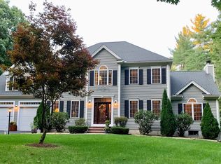 75 Lawrence St, Pepperell, MA 01463