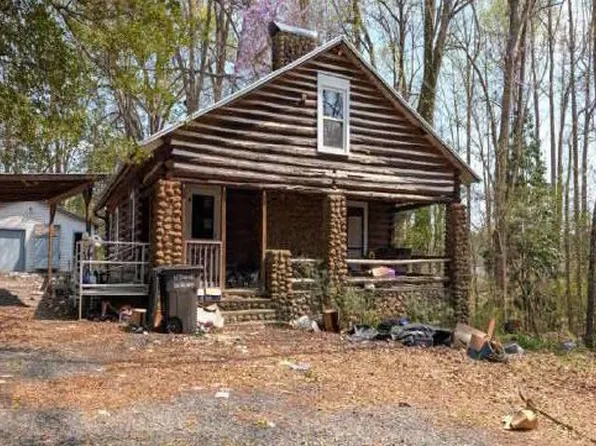 115 Greenhill Rd, Ramseur, NC 27316