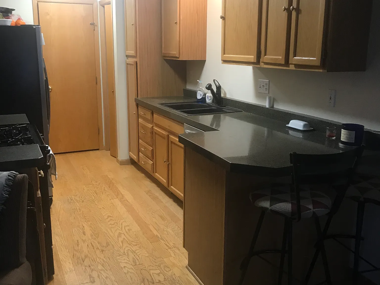 3 bed, 1379 sqft, $1,950 — Photo 3