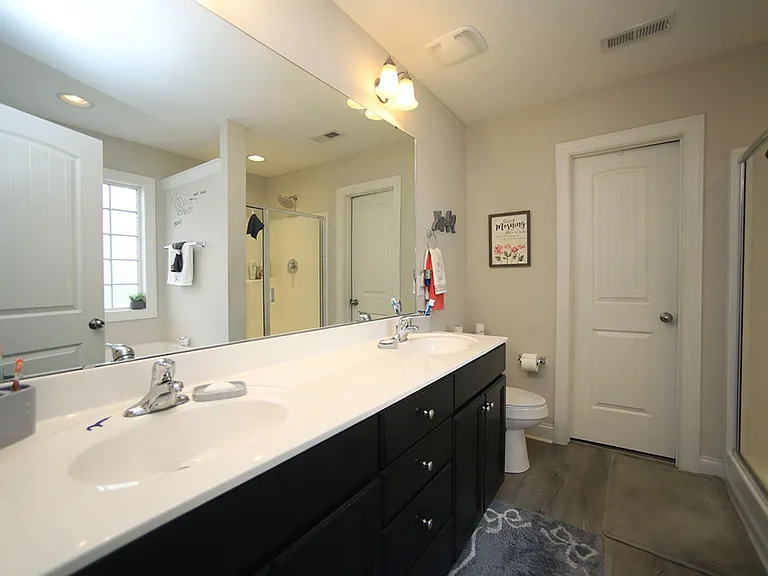 709 Lone Pine Loop — Photo 13