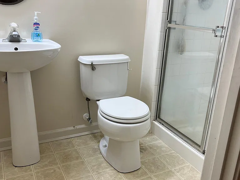 8900 Papillon Dr — Photo 25