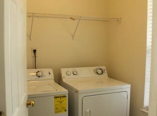 220 Mallory Dr, Charleston, SC 29414