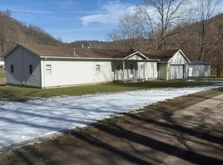 789 Grassy Run Rd, Fairmont, WV 26554