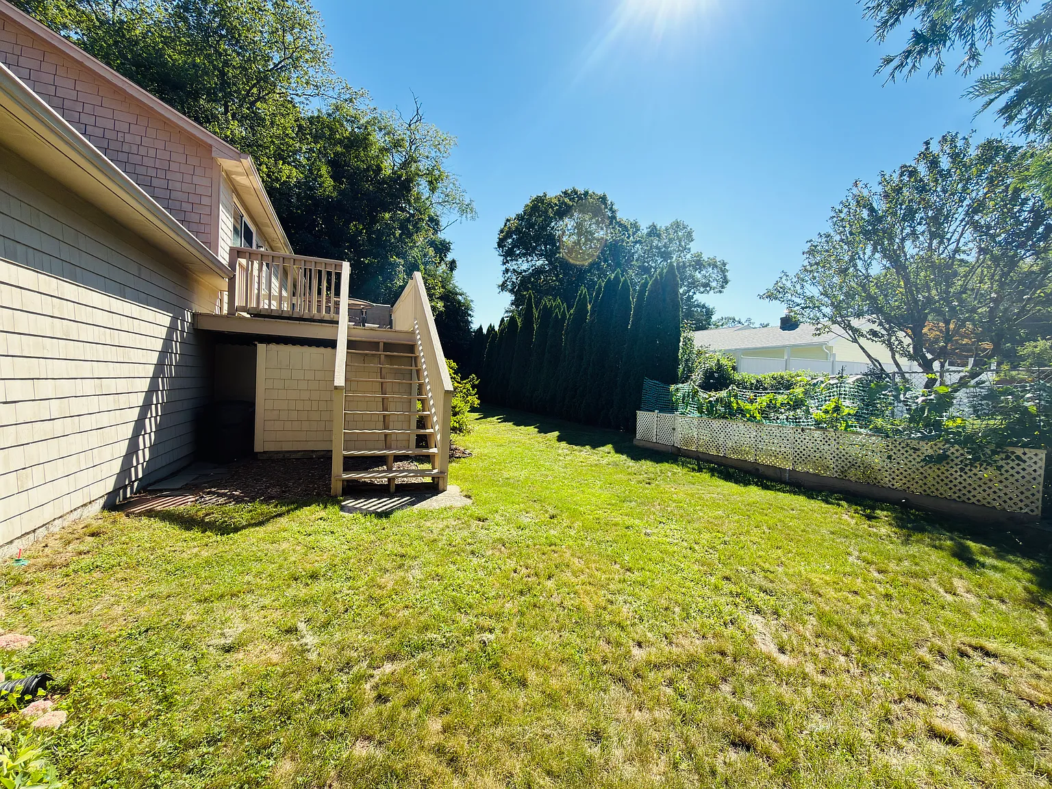 3 bed, 1.5 bath, 1840 sqft, $3,550 — Photo 3