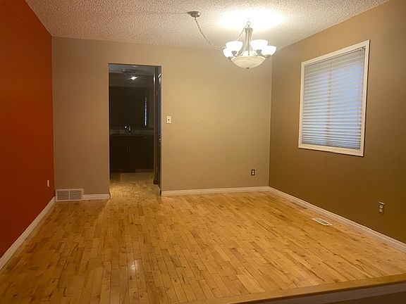 5th image of 3450 37th St NW