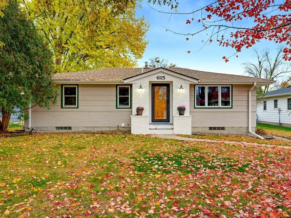 615 Elm St NE, Hutchinson, MN 55350