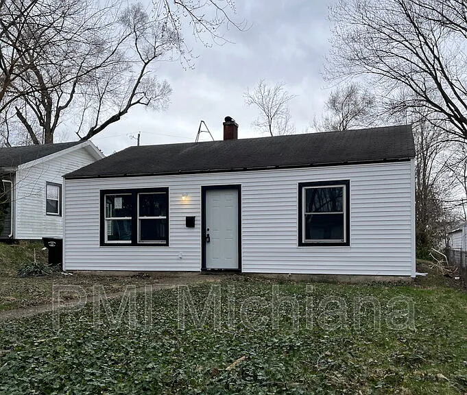 1909 Swygart Ave — Photo 1