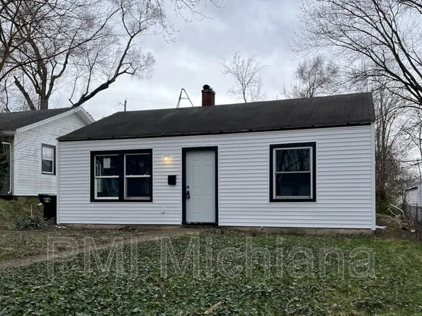 1909 Swygart Ave, South Bend, IN 46613