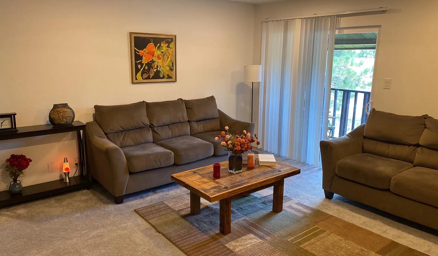 3 bed, 1152 sqft, $2,500 — Photo 1