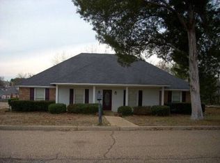1103 Prince Dr, Brandon, MS 39042
