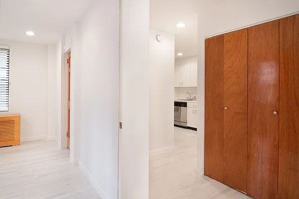 Rented by WAM Partners - William Moses Co. | media 32