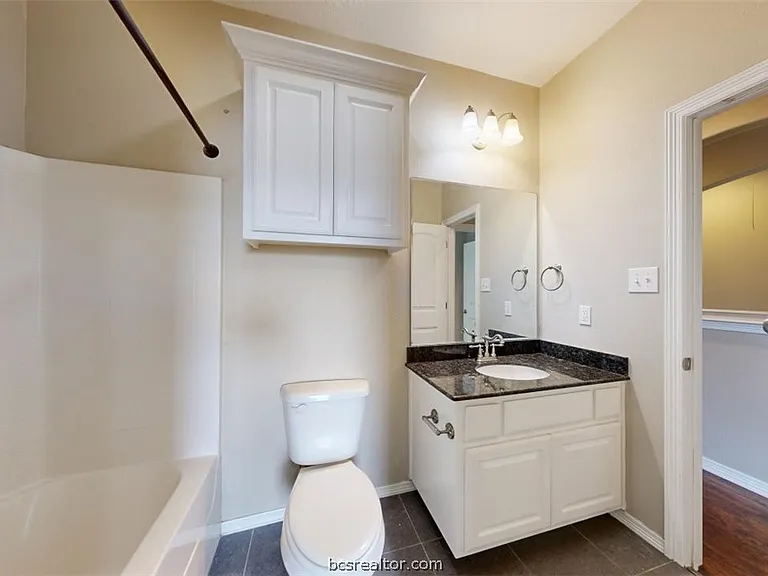 2706 Horse Haven Ln — Photo 30