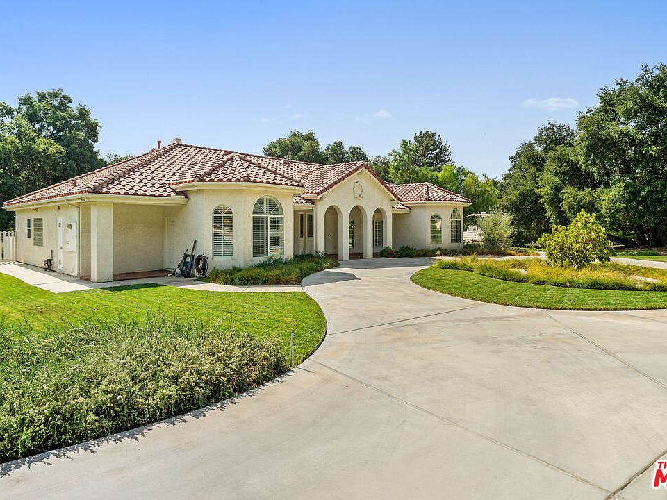 1st image of 15357 Iron Canyon Rd