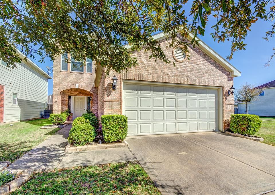1st image of 10839 Nellsfield Ln