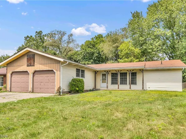 766 Brush Rd, Ravenna, OH 44266
