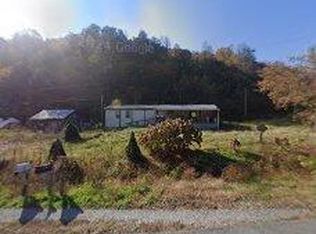 697 Sinks Rd, Blackwater, VA 24221