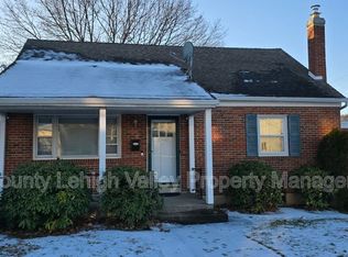 1560 Riegel St, Hellertown, PA 18055