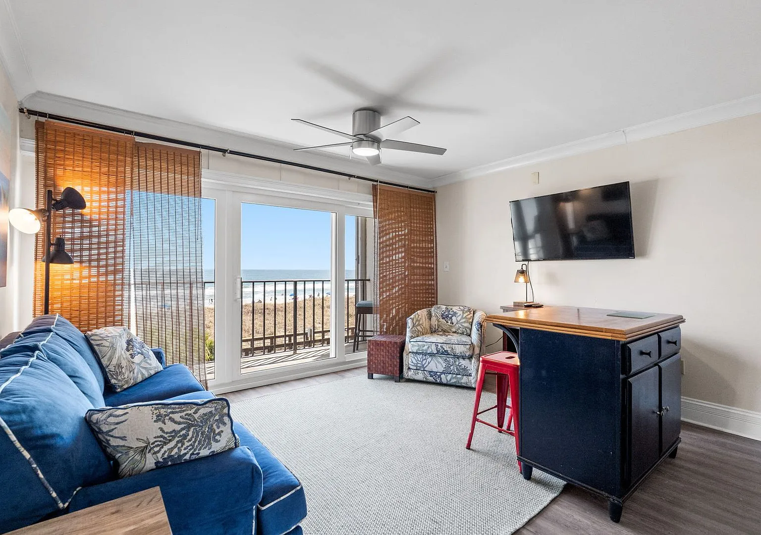 Oceanview Boardwalk Condo | Furnished Midterm Rental — Photo 3