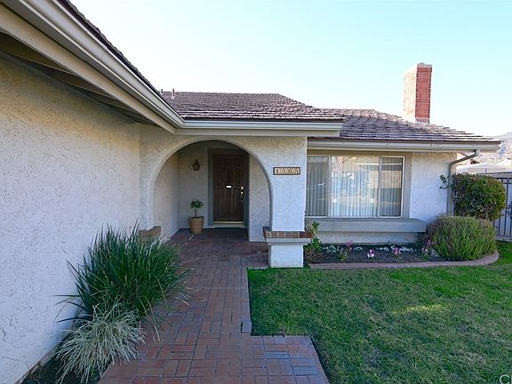 5th image of 4565 Derby Cir