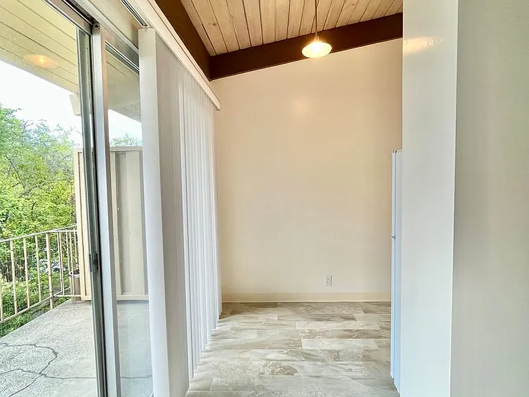 407 Mission Ave #6 — Photo 6