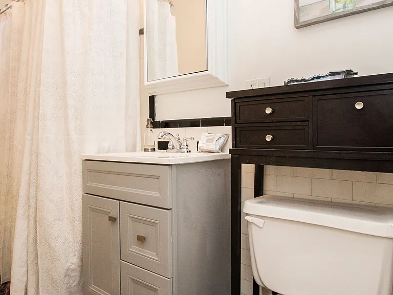 191 Kent St #1 — Photo 16