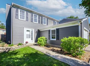 1664 Cumberland Rd, Aurora, IL 60504