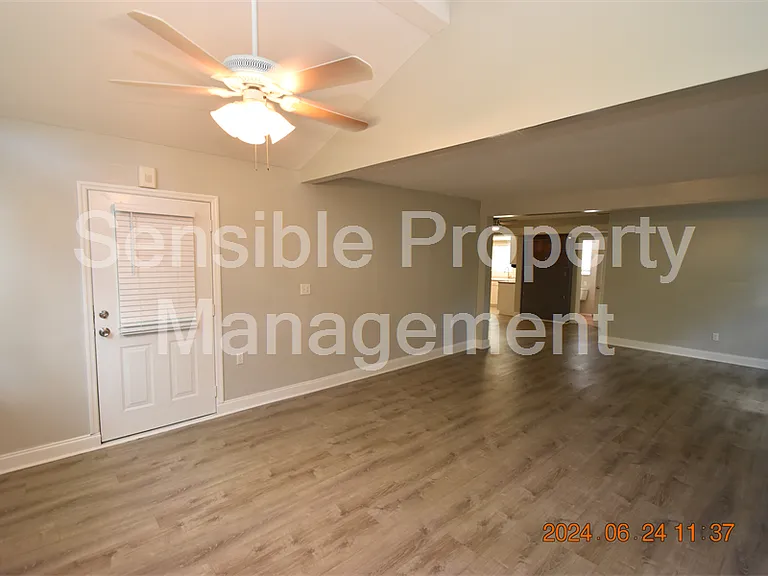 2926 51st St S #1 — Photo 10