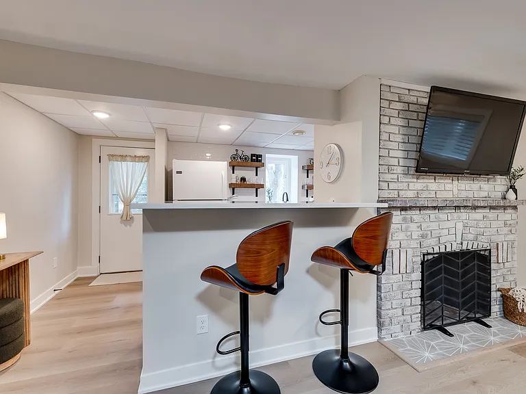 5021 Beacon Hill Rd #2 — Photo 16