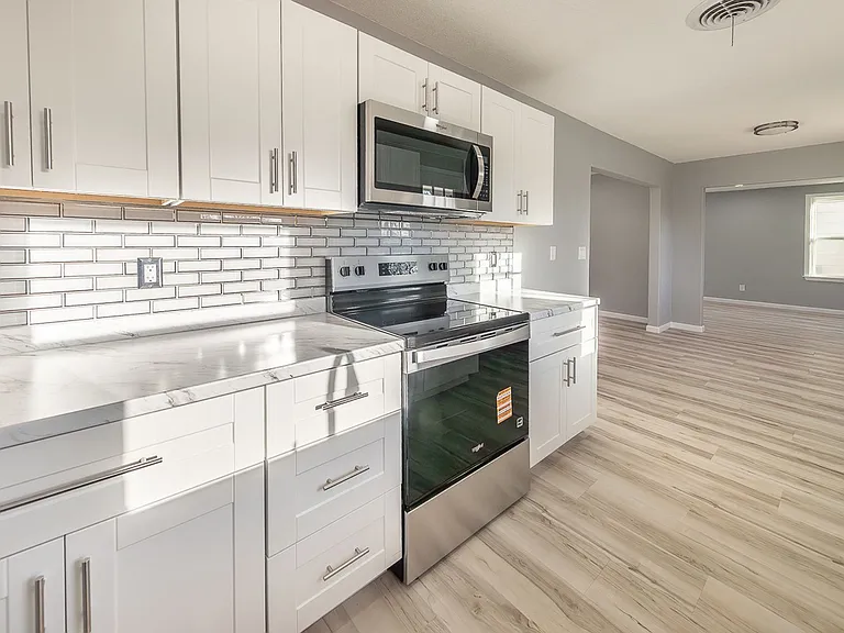 5409 Avenue D — Photo 19