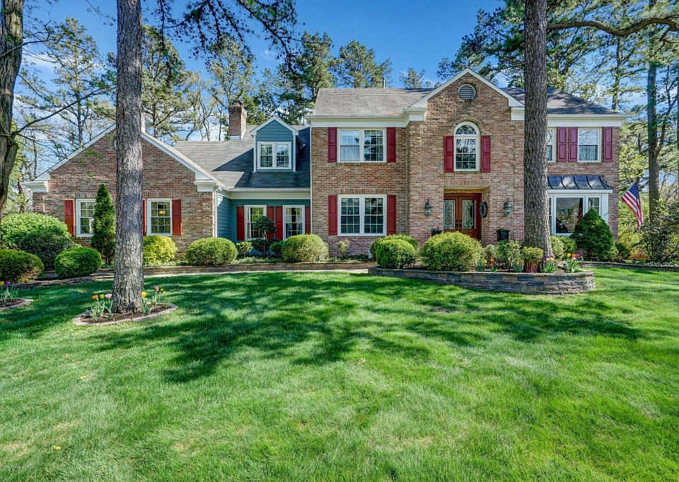 1st image of 200 Jumping Brook Dr