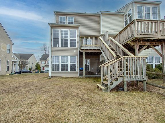 5th image of 42 W Sarazen Dr