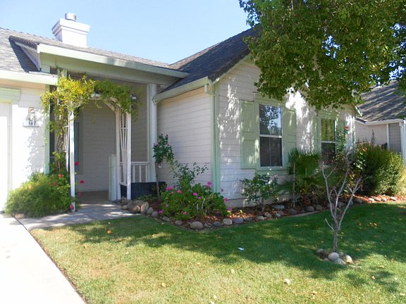 2nd image of 987 Campbell Cir
